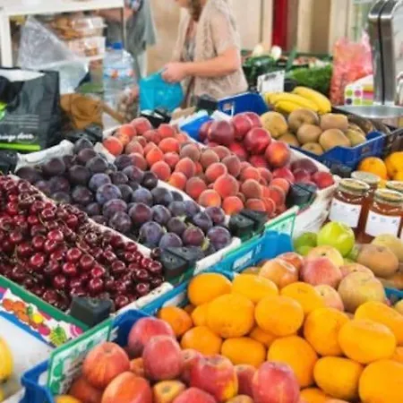 Stylish Town House In Силвеш