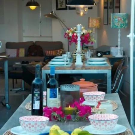 Holiday home Stylish Town House In