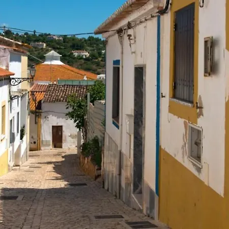 Stylish Town House In Silves