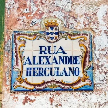 Stylish Town House In * Silves